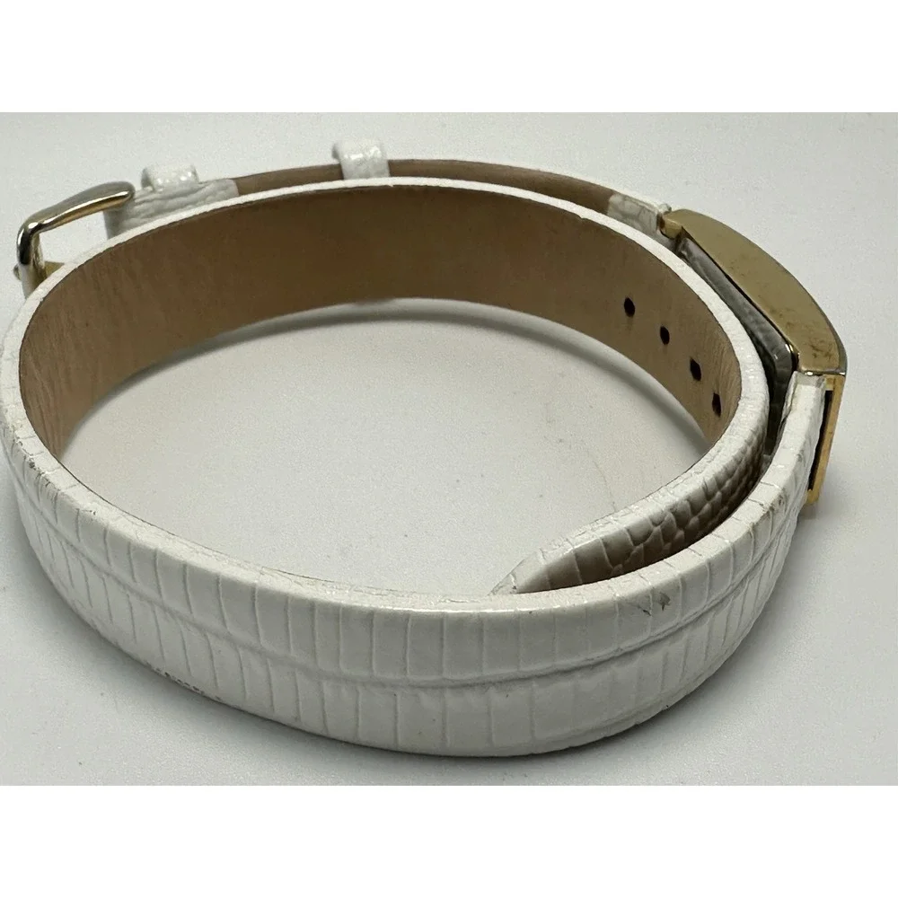 BCBGeneration Ladies Wrap Watch New Battery 17MM White‎ Leather Band S94